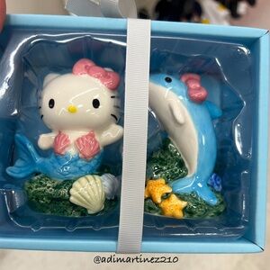 Hello Kitty Blue Sky Clayworks - Mermaid and Dolphin Salt and Pepper